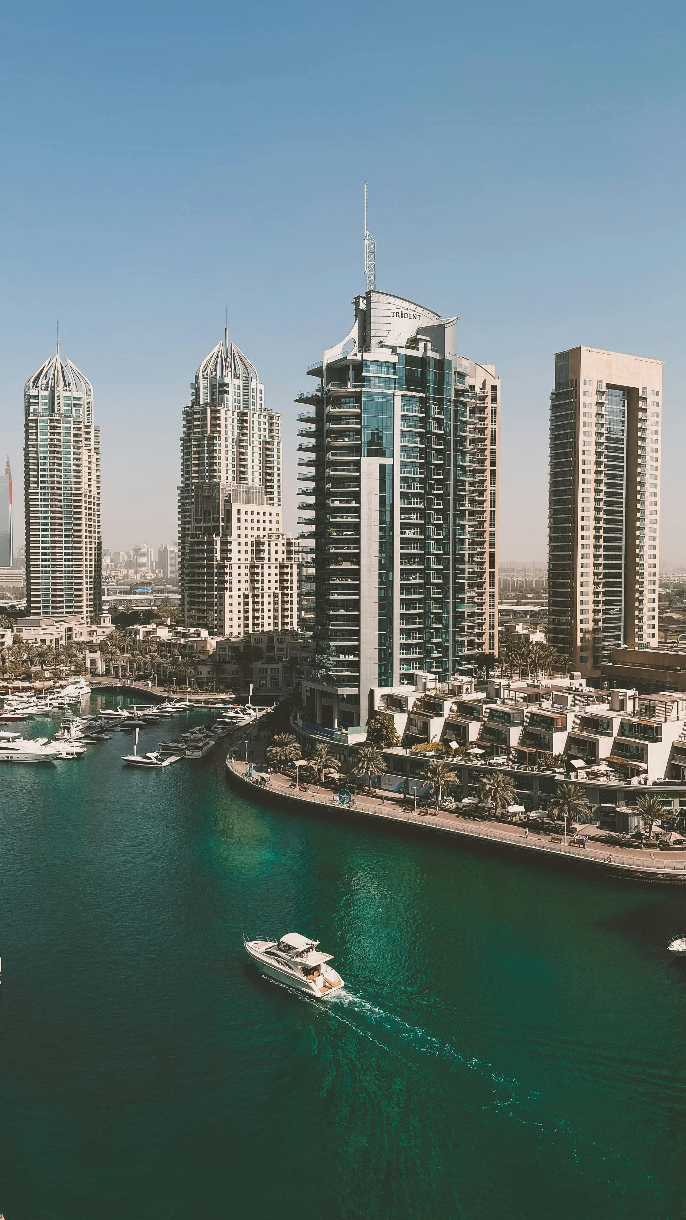 Dubai Marina Yacht Cruise